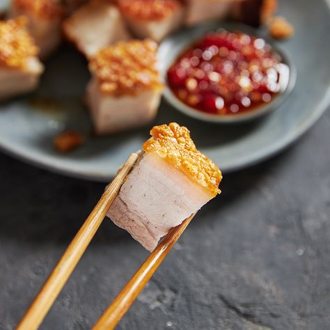 Air-fryer Chinese 5-Spice Pork Belly - Marion's Kitchen Crispy Pork Belly, Barbecue Restaurant, Instant Pot Pork, Roast Pork, Crispy Pork, Crisp Recipe, Tasty Bites, Hoisin Sauce, Pork Roast