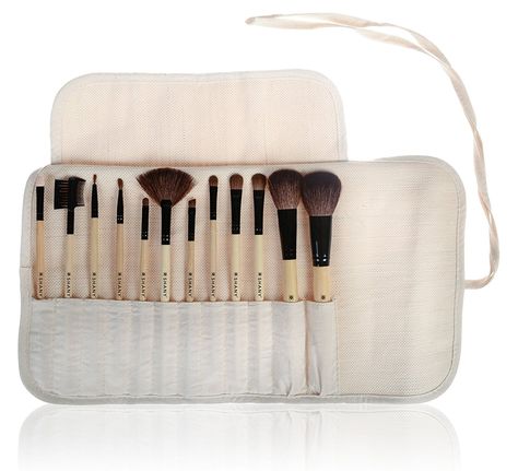 Target Makeup, Face Cleaning Brush, Affordable Makeup Brushes, Makeup Brush Set Best, Oval Makeup Brush, Hair Cosmetics, Vegan Makeup Brushes, Makeup 101, Bamboo Brush