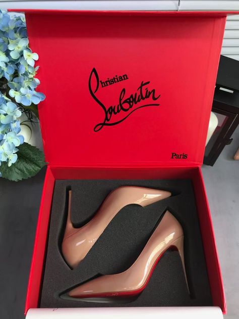 Lou Boutin, Lou Boutin Shoes, Sister Wedding Gift, Shoes Heels Classy, Wife Material, Heels Classy, Pumps Heels Stilettos, Girly Shoes, Fashion Heels