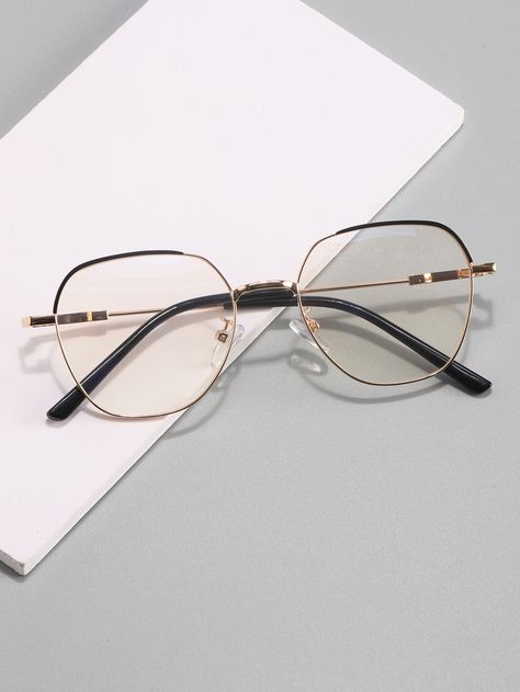 Metal Rim Glasses Women, Wired Glasses Aesthetic, Clear Glasses Frames Women, Men Outfits Aesthetic, Wire Rimmed Glasses, Classy Glasses, Clear Glasses Frames, Rimmed Glasses, Self Care Bullet Journal