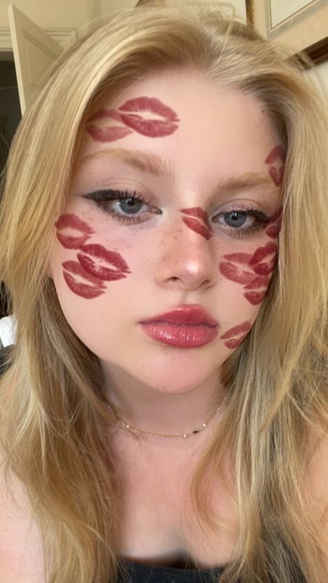 Chefs Kiss Makeup, Kiss Costume Makeup, Marry Makeup Halloween, Kisses Makeup Look, Red Lipstick Halloween Costume, Cupid Makeup Looks Halloween, Kiss Marry Kill Makeup Ideas, Kiss Halloween Makeup, Kiss Marry Kill Halloween Costume Makeup