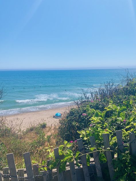 #capecod #massachusetts #beach Crane Beach Massachusetts, Summer In Massachusetts, Massachusetts Summer, Massachusetts Aesthetic, Chatham Massachusetts, Falmouth Massachusetts, Massachusetts Travel, Summer Board, Coastal House