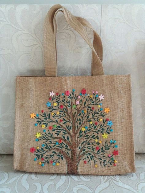 Embroidery On Jute Bags, Embroidery On Jute Fabric, Jute Cloth Craft, Jute Bags Design, Painted Canvas Bags, Diy Bags Patterns, Painted Bags, Ideas Craft, Diy Bags Purses