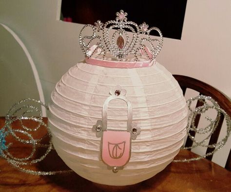 Cinderella carriage made out of a lantern. Cinderella Valentines Boxes, Diy Cinderella Carriage, Fairytales Wedding, Royal Fiveness, Cinderella Bridal Shower, Fairytale Wedding Theme, Valentine Card Box, Cinderella Birthday Party, Princess Birthday Party Decorations