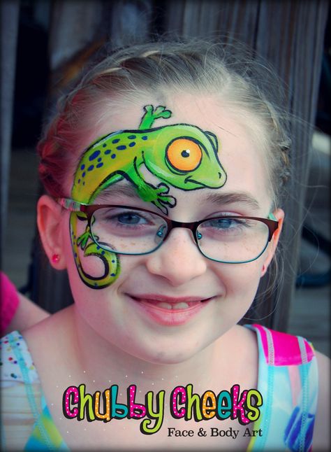 Safari Face Painting, Gecko Face Paint, Reptile Face Paint, Lizard Face Paint, Snake Face Paint, Face Paint Party, Jungle Book Characters, Green Reptile, Animal Face Paintings