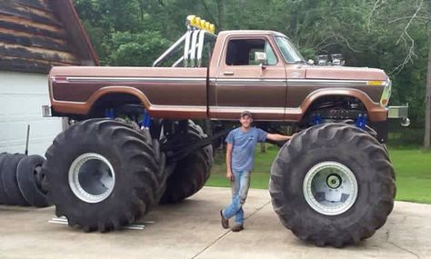 Jack Up Trucks, Big Chevy Trucks, 79 Ford Truck, Big Monster Trucks, 1979 Ford Truck, Big Ford Trucks, Mud Trucks, Old Ford Trucks, Classic Ford Trucks