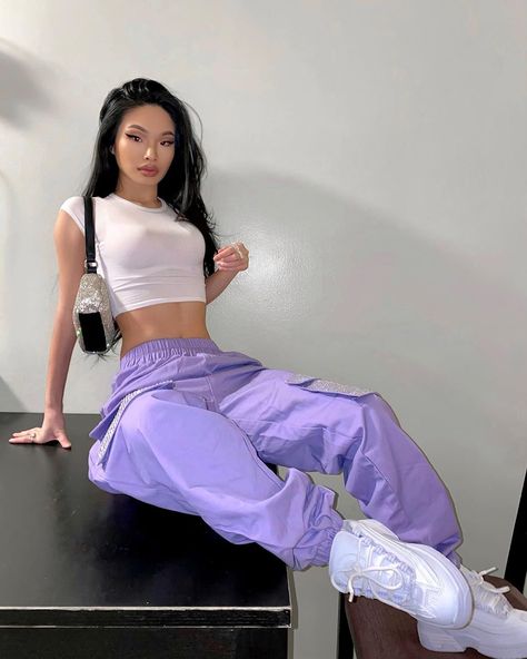 Lilac Joggers Outfit, Purple Joggers Outfit, Purple Pants Outfit, Jenny Lin, Joggers Outfit Women, Walk With God, Joggers Outfit, Be Encouraged, 90s Fashion Outfits