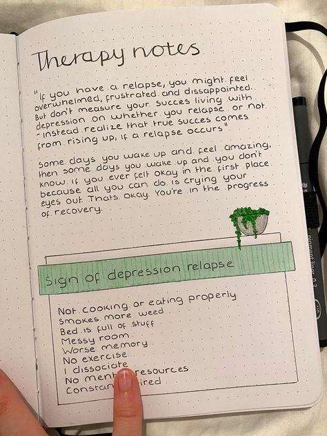 Jornal Idea Self Care, Blank Page Journal Ideas, Journaling Feelings Thoughts, Therapy Notebook Ideas, Therapy Notes Journal, Journal Inspo Aesthetic Page Ideas, Therapy Journaling Layout, Things To Write In A Journal, Writing Prompts Therapy