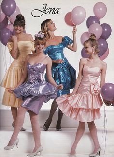 1980s Party Outfits, Dresses 1980s, 80s Prom Party, 1980s Prom Dress, 80s Fashion Party, 1980s Prom, 80s Party Dress, Look 80s, Fashion Through The Decades