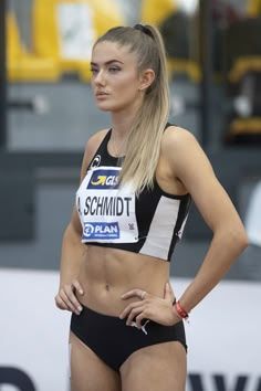 Alicia Schmidt, Alica Schmidt, Mustang Girl, Track And Field Athlete, German Girl, Athletic Girls, Olympic Athletes, Sport Body, Strong Female