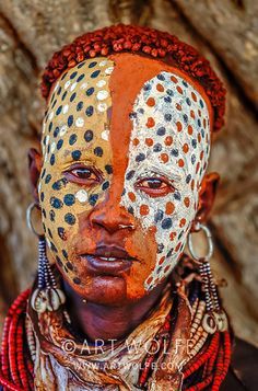 Karo Tribe, Lower Omo River, Ethiopia Art Wolfe Photography, Karo Tribe, Indigenous Tribes, Painted Face, African People, African Masks, Afro Art, World Cultures, Monoprint