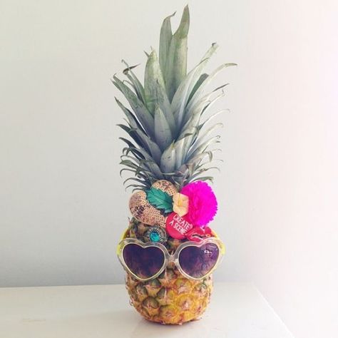 Now that's one groovy pineapple. @shopbando #pineapple 25% off swimwear today in honor of National Pineapple Day! Tropisk Fest, Aloha Party, Fiesta Tropical, Pineapple Parties, Hawaii Party, Flamingo Party, Hawaiian Party, Tropical Party, Luau Party