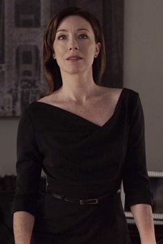 Jackie Sharp Claire Underwood Wardrobe, Claire Underwood, Career Decisions, Carol Tuttle, Marc Jacobs Dress, Professional Outfits Women, Business Chic, Wedding Guest Looks, Lost In Space