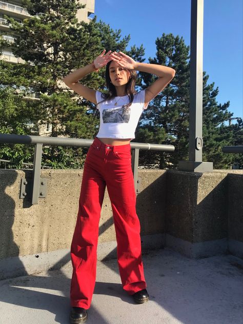 Red Pants Concert Outfit, High Waisted Red Pants Outfit, Red Carpenter Pants Outfit, Red Jeans Outfit Summer, Red Themed Outfits Casual, Red Curdory Pants Outfit, Red And White Concert Outfit, Bright Red Pants Outfit, Red Jeans Outfits