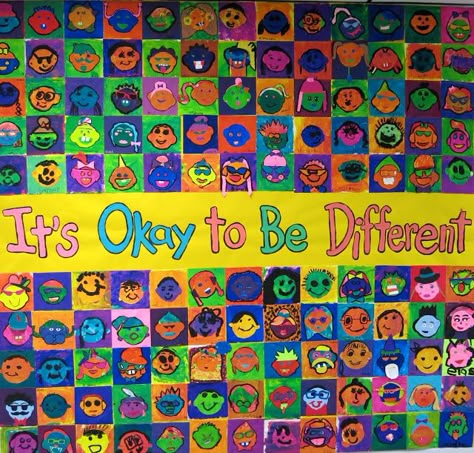 Cassie Stephens: In the Art Room: It's Okay to be Different! Part 2 Collaborative Art Projects For Kids, Collaborative Mural, Art Bulletin Boards, Group Art Projects, Cassie Stephens, Collaborative Art Projects, School Murals, Group Art, Elementary Art Projects