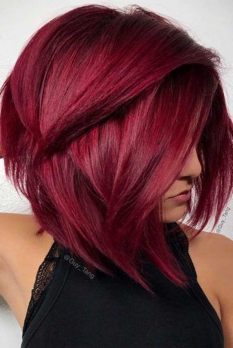 Summer Hair Color 2024, Burgundy Hair Dye, Burgundy Hair Color, Cheveux Oranges, Maroon Hair, Hair Dye Tips, Short Red Hair, Hair Color Burgundy, Dark Red Hair