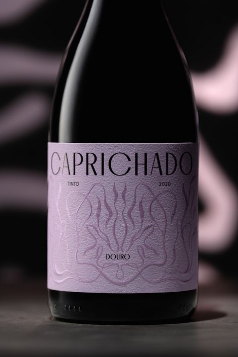 Caprichado Wine – Packaging Of The World Champagne Design Packaging, Wine Bottle Etiquette, Organic Wine Label Design, Rose Wine Packaging, Wine Bottle Labels Design, Unique Wine Packaging, Premium Wine Label Design, Champagne Bottle Design, Luxury Wine Packaging