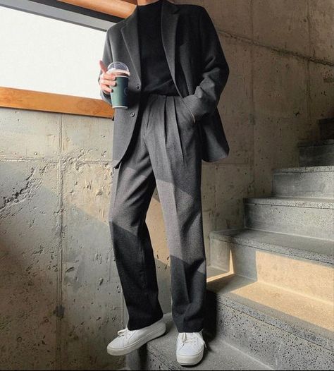 Teen Suits Boys, Businesscore Fashion Men, 90a Fashion Outfit, Cargo Pants Men Fashion, Carhartt Jacket Men, Boys Poses, Boots Outfit Ideas, Korean Street Fashion Men, Pants Outfit Men