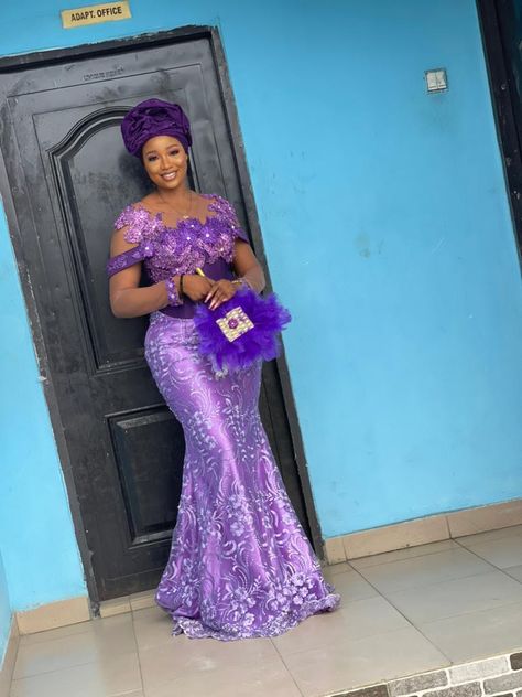 Lace Gown Styles Aso Ebi 2020, African Lace Styles Gowns, Bamba Couture, Latest Lace Gown Styles Aso Ebi, Yoruba Attire, Lace Gown Styles Aso Ebi, African Bride Dress, Asoebi Styles Lace, Bespoke Dress