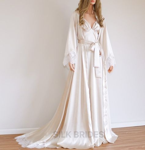 Long Satin Nightgown And Robe, Nightgown And Robe Set, Long White Robe, Night Gown Outfit, Wedding Thrift, Long Silk Nightgown, Long Bridal Robe, Bridesmaid Kimono, Bridal Nightgown