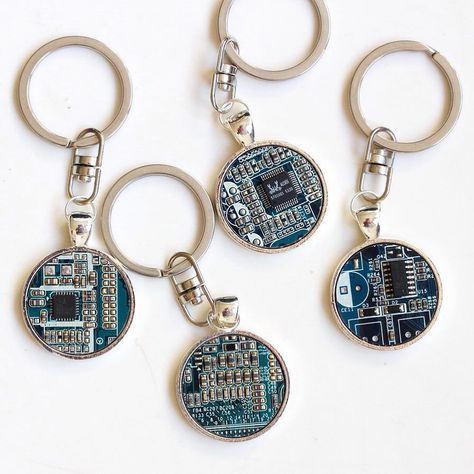 If you want to know for sure how your keychain (or any other item) will look feel free to ask and we'll send you the picture of our stock to pick the best for you #recomputing #keychain #circuitboard #mens #giftforhim #fathersday #giftideas #giftguide #weddingfavors #mensaccessories #techie #geeks #computer #computerscience #giftforboyfriend #mensgifts #etsywholesale #etsy #etsyseller #etsyfavorites #mensstyle #uniquegifts #uncommon #nerdalert #therecomputing Mens Wedding Favours, Computer Nerd Gifts, Gifts For Techies, Special Letters, Round Keychain, Computer Nerd, Recycled Gifts, Tech Gift, Old Computers