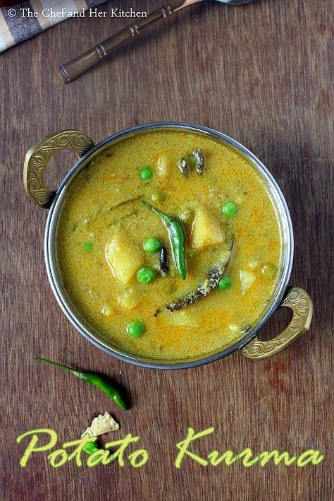 potato kurma Potato Kurma Recipe, Potato Korma Recipe, Kurma Recipe, Cauliflower Potatoes, Korma Recipe, Indian Recipe, India Food, South Indian Food, Indian Dishes