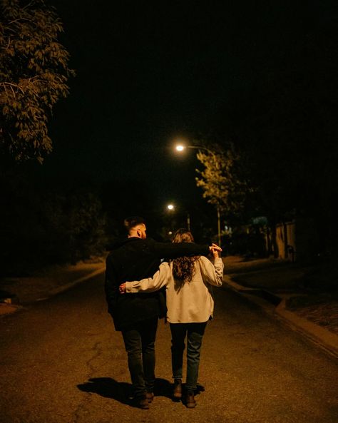 Streetlight by night... We tried something different last night😍 and I am a bit obsessed! Night photography might be a bit of a new favourite😍 #unscriptedposingapp #dirtybootsandmessyhair #authenticlovemag #authenticlove #streetlight photography #nightphotography #canon #wildloveadventures #wildheart #coupleshoot #mooitroues #bruidsgids #theprettyblog #junebugweddings Night Couple Photoshoot, Night Couple Photography, Streetlight Photography, Poses Women, Couple Picture, Night Couple, Capture The Moment, Wild Love, Aesthetic Couple