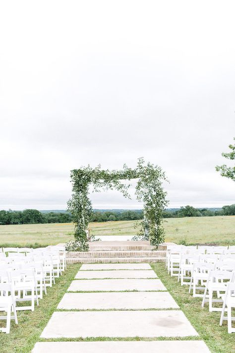 Minimalist Chuppah, Chuppah Greenery, Modern Chuppah, Chuppah With Greenery, Non Traditional Chuppah, Chuppah Greenery White Flowers, Chuppah Floral Installation, Slate Wedding, Chuppah Flowers