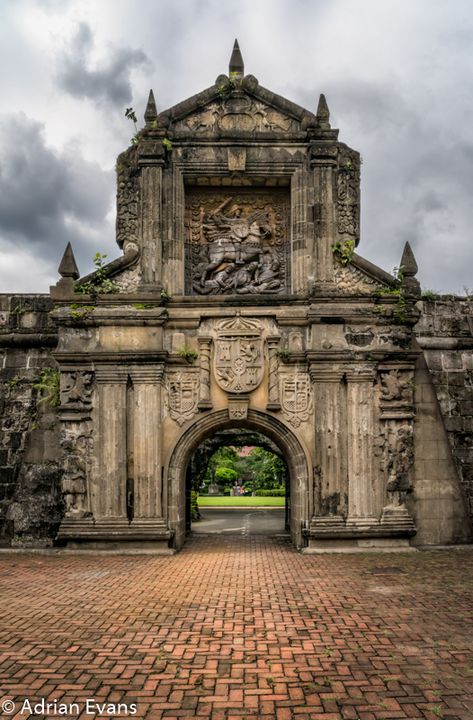 Fort Santiago Intramuros Photography, Vigan Philippines, Boracay Hotels, Philippine Architecture, Fort Santiago, Filipino Architecture, Mactan Island, Philippines House Design, Philippine Government