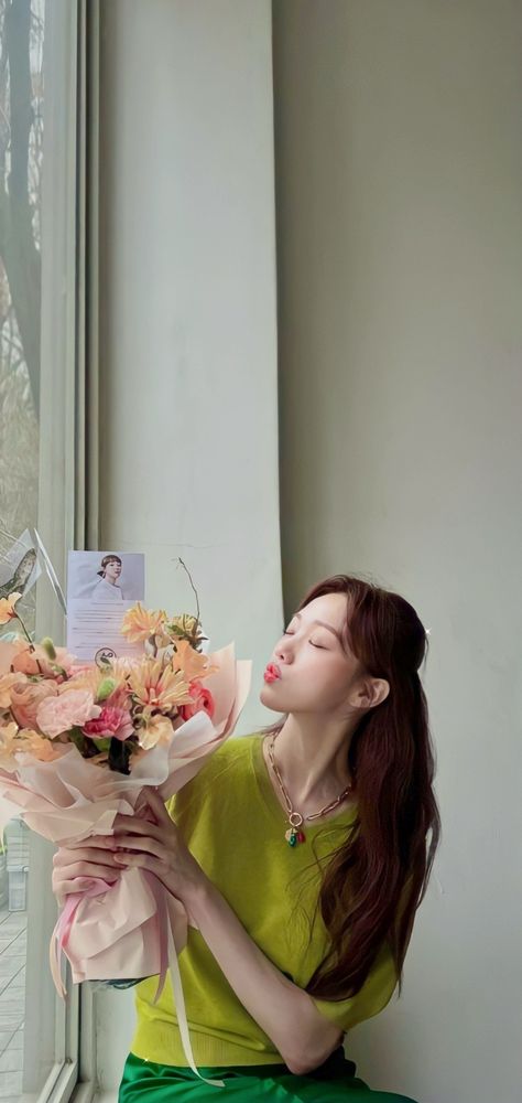 Lee Sung Kyung Girlfriend Material, Lee Sung Kyung Wallpaper, Random Girl, Lee Sung Kyung, Sung Kyung, Lee Sung, Be My Baby, Korean Actresses, Girls Life