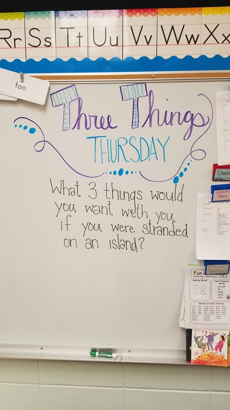 Morning Program Ideas, Fun Bell Ringers, Elementary Morning Announcement Ideas, Class White Board Decoration Ideas, Teacher Whiteboard Ideas, Teaching Ideas Middle School, Work Whiteboard Ideas, Bell Ringers For Elementary, White Board Prompts