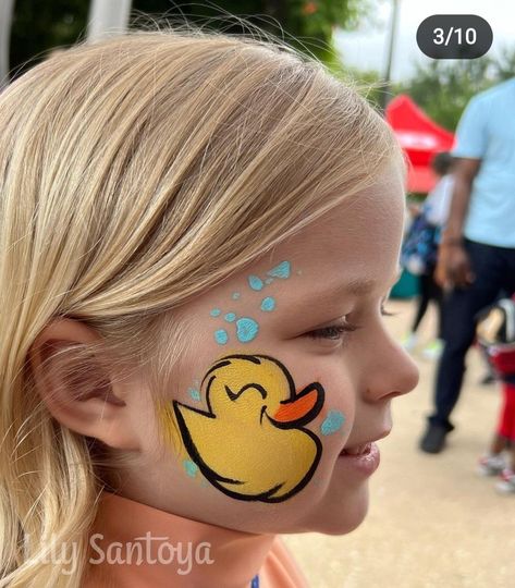 Chicken Face Painting, Face Paint Techniques, Duck Face Paint, Duck Makeup, Ag Day, Cool Face Paint, Festival Face Paint, Cheek Art, Face Painting Tutorials