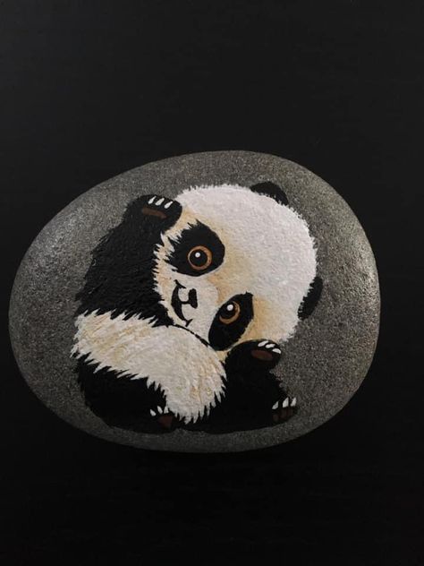 Panda Rock Painting, Kindness Stones, Panda Painting, Rock Painting Tutorial, Painted Rock Animals, Painted Rocks Craft, Rock Painting Patterns, Rock Ideas, Paint Rock