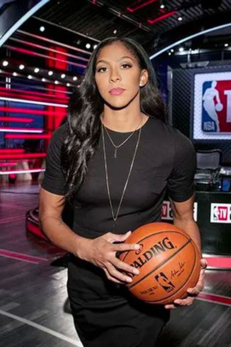 Parker Aesthetic, Candace Parker, Nba Tv, Basketball Star, A Basketball, National Basketball Association, Wnba, Basketball Player, Womens Basketball