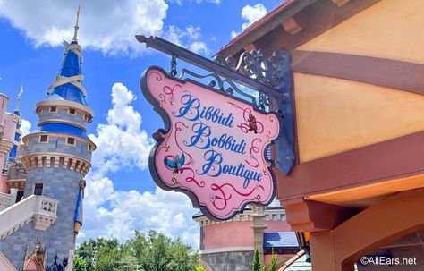 Hotels Near Disney World, Build Your Own Lightsaber, Disney Menus, Bibbidi Bobbidi Boutique, Disney World Secrets, Disney World Tickets, Disney Souvenirs, Hidden Mickey, Disney Resorts