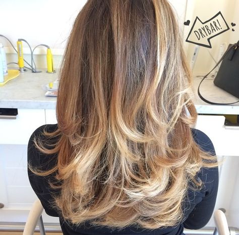 Gorgeous #StraightUp! Drybar Straight Up, Junior Prom, Blowout Hair, Different Hairstyles, Hair Today, Womens Haircuts, Hair Day, Cut And Color, New Hair