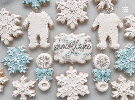 Winter Baby Shower Cookies, Baby Shower Winter Theme, Snowflake Baby Shower Ideas, Winter Wonderland Baby Shower Boy, Baby Shower Winter Wonderland, Snowflake Is On The Way, Polar Bear Baby Shower, Christmas Gender Reveal, Winter Baby Shower Themes