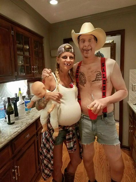 Cute Hillbilly Outfits, Womens Hillbilly Costume, Trailer Trash Hairstyles, Red Neck Halloween Costumes, Hillbilly Christmas Party Outfit, Trailer Trash Halloween Costumes, Hill Billy Costume, 4th Of July Outfits For Women Party, Red Neck Costume