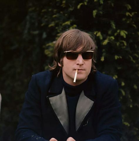 John Lennon, filming the Paperback Writer and Rain promo. John Lennon Glasses, Beatles Birthday, Birthday Glasses, John Lemon, Paperback Writer, Beatles Love, The Fab Four, Ringo Starr, George Harrison