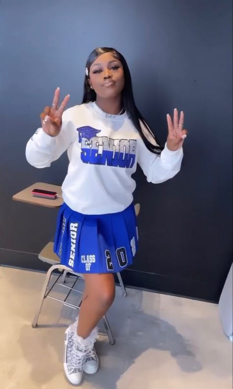 Senior Skirt And Sweatshirt, Cute Graduation Outfits High School, Custom Senior Outfits Skirt, Class Of 2023 Outfit Ideas, Class Of 2024 Senior Outfits, Senior Clothing Ideas, Last First Day Of School Senior Year Outfits, Class Of 2024 Outfit Ideas, High School Senior Breakfast Outfit