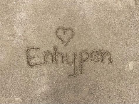 Enhypen Aesthetic Icon, Engene Core, Engene Aesthetic, Foto Ideas Instagram, Brown Aesthetic, Kpop Aesthetic, My Vibe, Boyfriend Pictures, Aesthetic Pictures