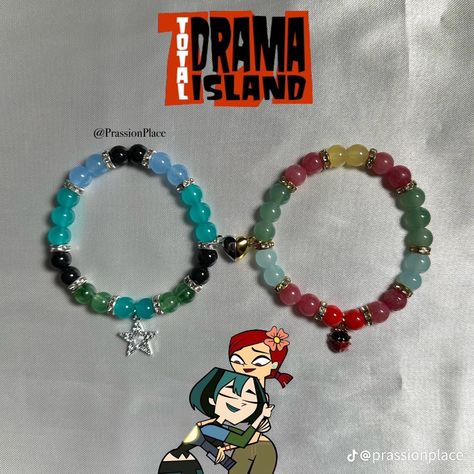 Total Drama Bracelets, Bracelets Tutorial, Bff Bracelets, Kandi Ideas, Bracelet Inspiration, Beaded Bracelets Tutorial, Drama Island, Bead Charms Diy, Diy Bracelet Designs