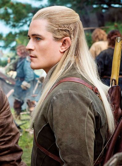 I am very proud of myself. I can do my hair like Legolas! I am also teaching myself elvish.... Vendui! Sut ier lle Mellon nin! Amin ier quell!!! ( hello! How are you my friends! I am good!!!) Lotr Legolas, Hobbit Book, Legolas And Tauriel, Mirkwood Elves, Legolas And Thranduil, Tauriel, Ralph Macchio, Fellowship Of The Ring, Orlando Bloom