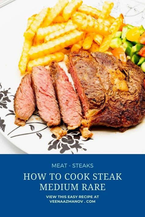 Cooking steak involves careful timing and temperature measurements. Find out how to cook a steak so it is medium rare. Cook Perfect Steak, Steak Medium Rare, Steak On The Stove, Stove Top Steak, Steak Medium, Medium Rare Steak, Cook Steak, Rare Steak, Easy Steak Recipes