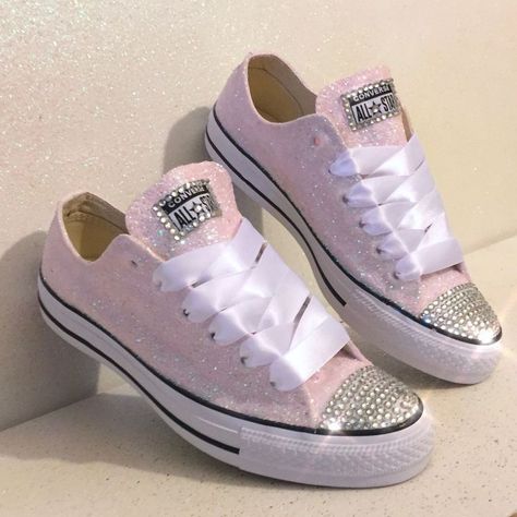 Shoes For Quinceanera, Quinceanera Shoes, Converse Gold, Glitter Converse, Converse Tennis Shoes, Bedazzled Shoes, Perfect Wedding Shoes, Sneakers Fashion Outfits, Pink Converse