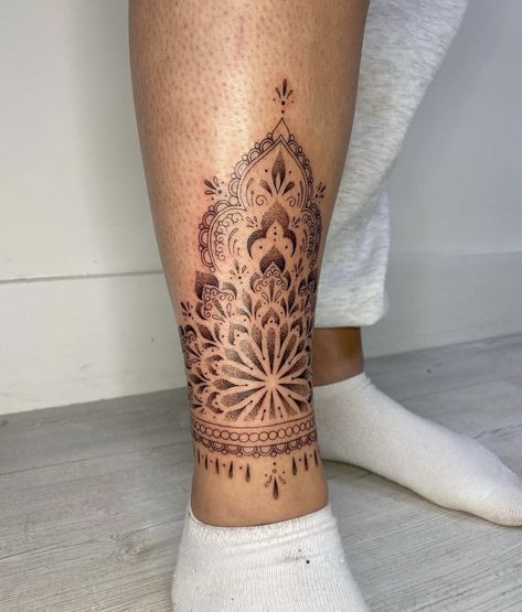 Mandala Tattoo Calf For Women, Shin Tattoo Mandala, Ornamental Shin Tattoos For Women, Shin Tattoos For Women Mandala, Back Leg Tattoos Women Calves, Ankle Calf Tattoos For Women, Calf Mandala Tattoo, Mandala Leg Tattoo For Women, Shin Mandala Tattoo