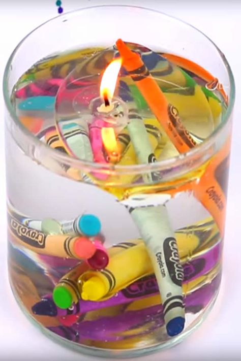 Easy Homemade Candles, Water Candles, Water Candles Diy, Crayon Candles, Diy Candles Easy, Homemade Ideas, Making Candles Diy, Candle Projects, Water Candle