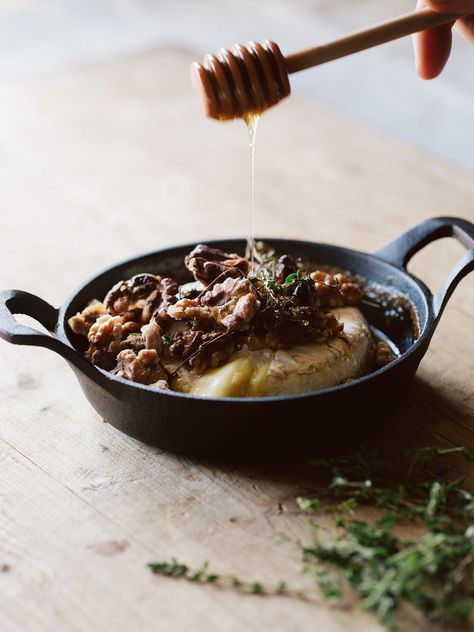 Baked Brie with Honey and Walnuts Recipe Roasted Brie, Garlic Baked Brie, Baked Brie With Honey, Brie With Honey, Brie Cheese Recipes, Sourdough Loaf, Walnut Recipes, Honey Sauce, Food Lab