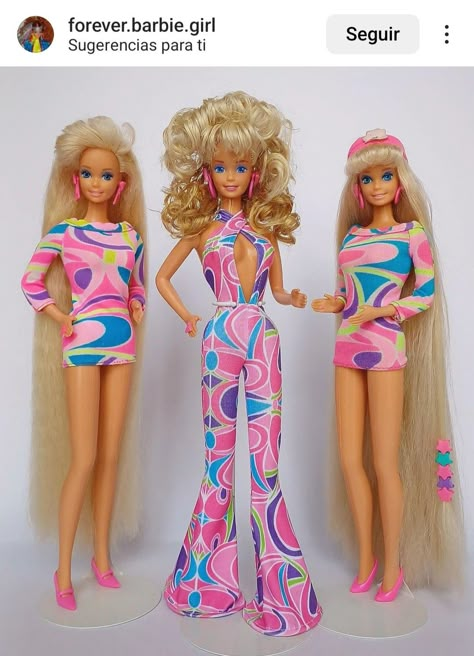 Barbie Doll 80s, Barbie 1990 Dolls, Barbie Workout Outfit, Old Barbies, Iconic Drawings, Barbie Fever, Fashion Fever Barbie, 1990s Barbie, Totally Hair Barbie