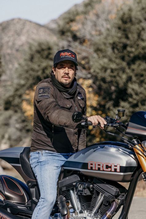 A Ride With Keanu Reeves on the New Arch Motorcycle - InsideHook Queen Throne, Arch Motorcycle, Arch Motorcycle Company, John Wick Movie, The Boy Next Door, Motorcycle Manufacturers, King And Queen, Riding Motorcycle, Keanu Reeves